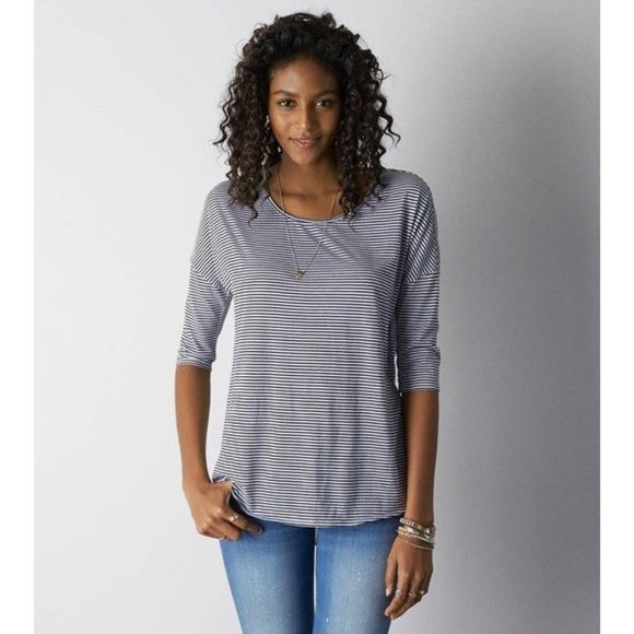 American Eagle Jegging Tshirt Grey with Black Stripes - Picture 2 of 5